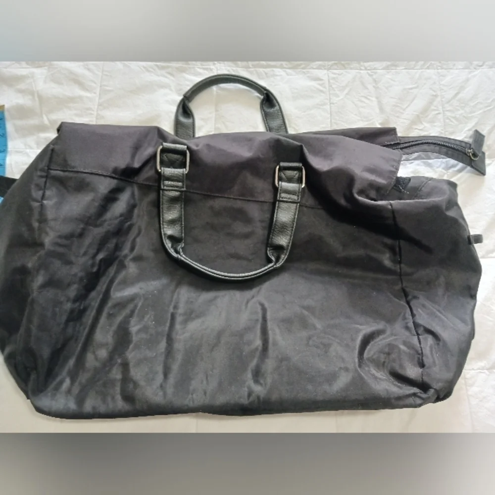 Kenneth Cole Duffle